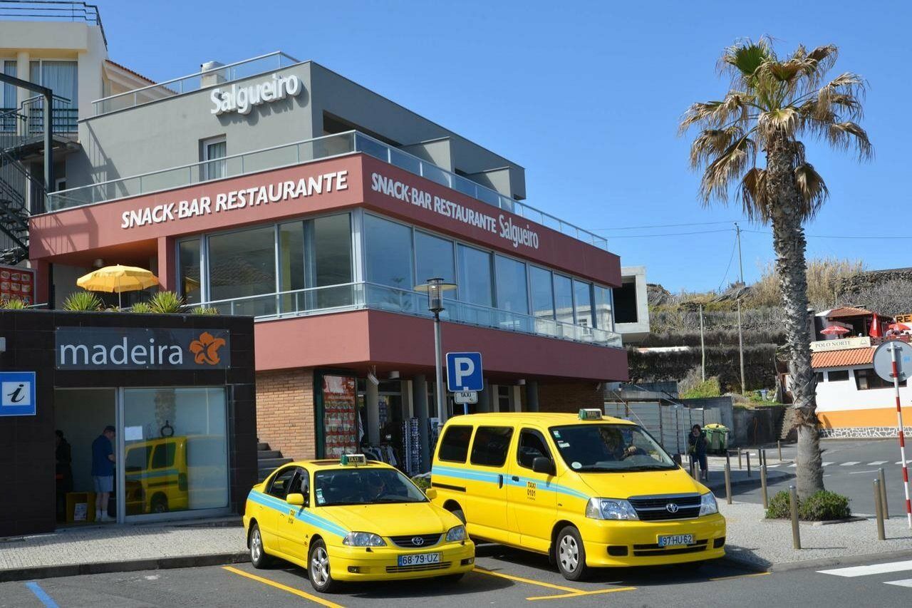 Hotel Salgueiro Porto Moniz Eksteriør bilde